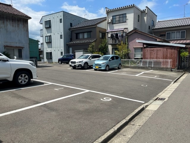 レーベン福井THEGRANDMARKS／駐車場4／物件写真豊富／福井市マンションクリエイト